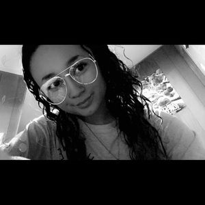 Meet your Posher, Lexi